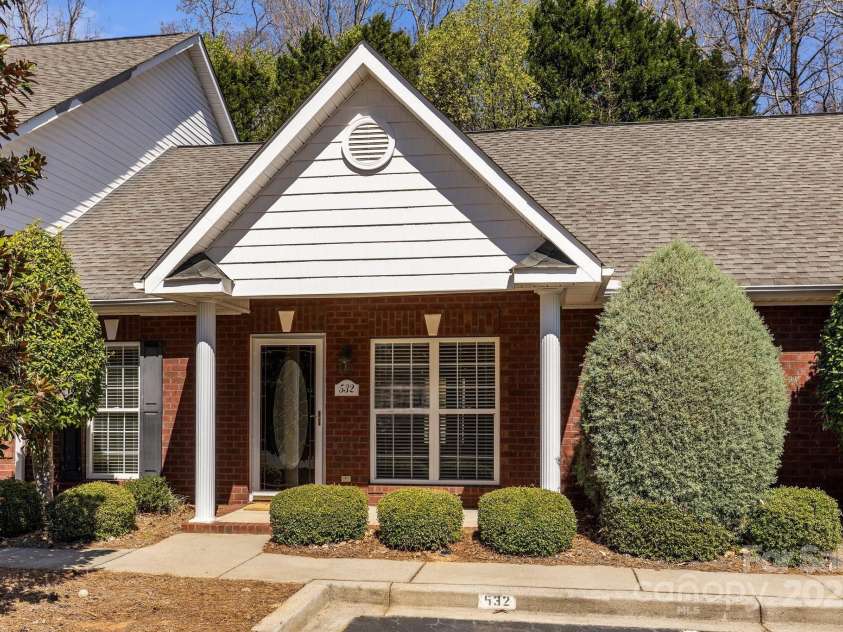 532 Knighton Hill Road, Rock Hill, SC 29732.  MLS# CAR4234864, YatesRealty ID 10611. 