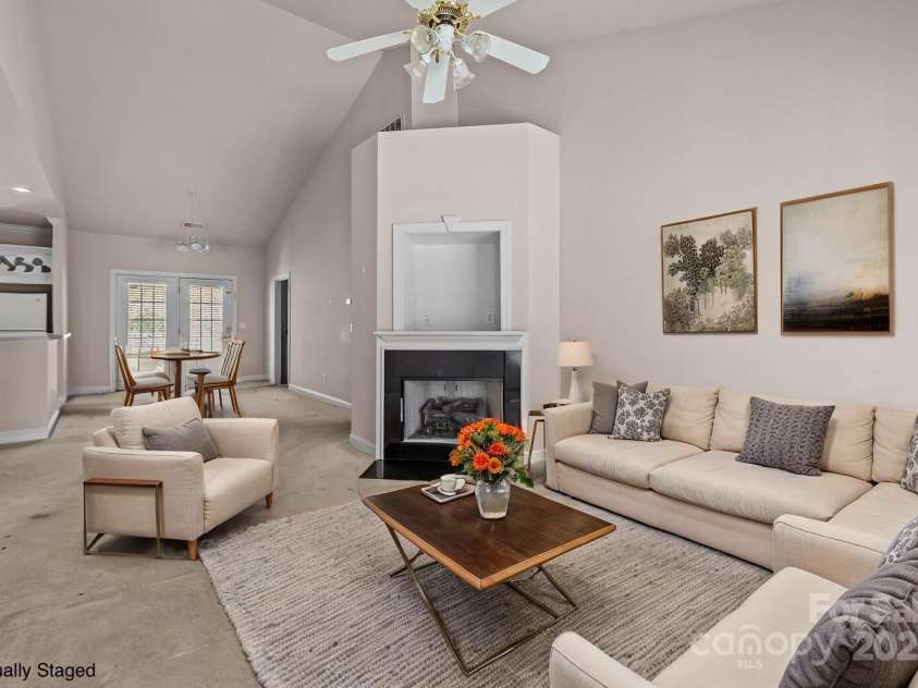 532 Knighton Hill Road, Rock Hill, SC 29732.  MLS# CAR4234864, YatesRealty ID 10611. 