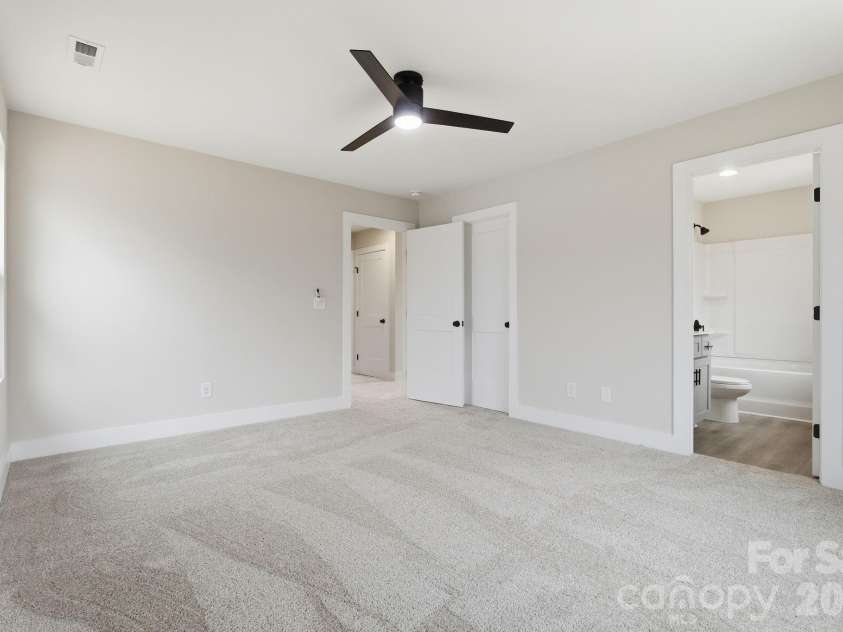 717 Margate Avenue, Kannapolis, NC 28081.  MLS# CAR4345995, YatesRealty ID 10611. 