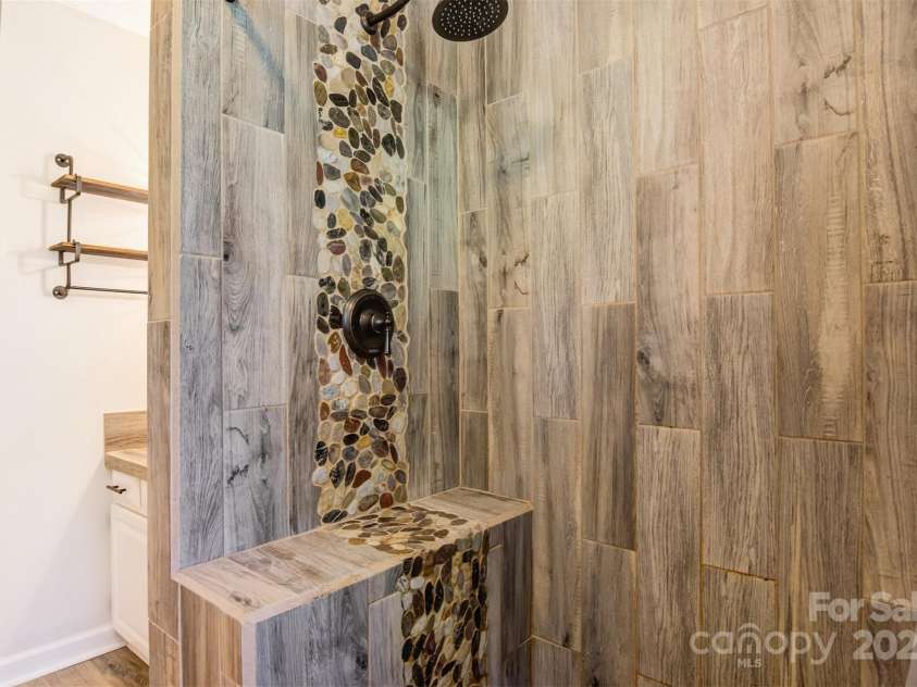 1114 Woodbine Place, Lenoir, NC 28645.  MLS# CAR4232393, YatesRealty ID 10612. 