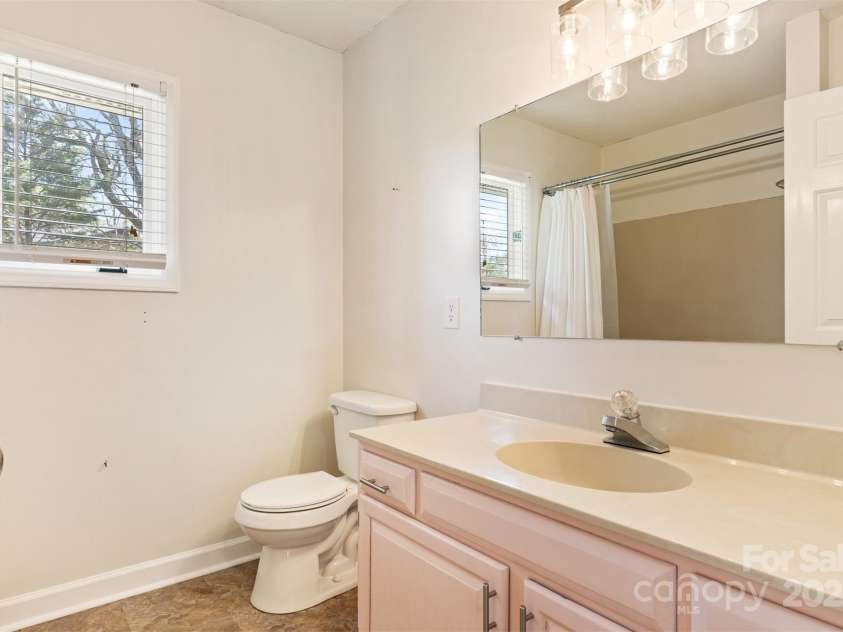 1114 Woodbine Place, Lenoir, NC 28645.  MLS# CAR4232393, YatesRealty ID 10612. 