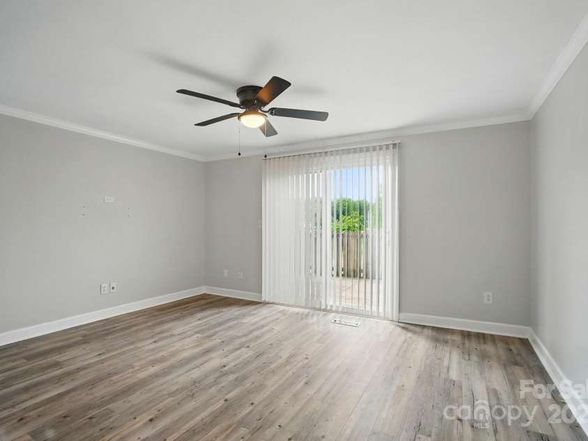 202 Water Oak Drive, Pineville, NC 28134.  MLS# CAR4250565, YatesRealty ID 10613. 