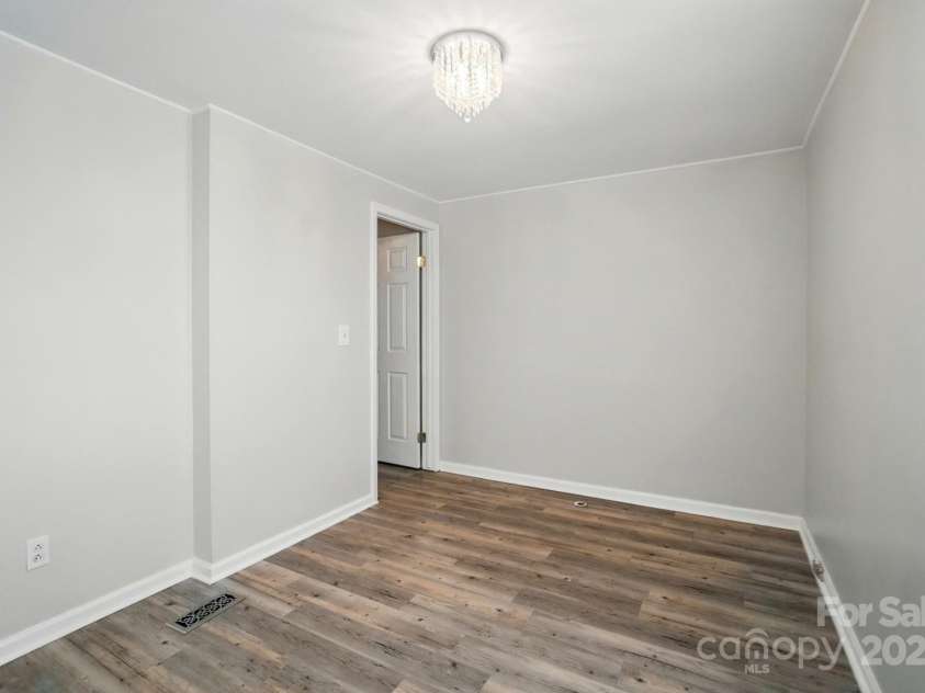 202 Water Oak Drive, Pineville, NC 28134.  MLS# CAR4250565, YatesRealty ID 10613. 