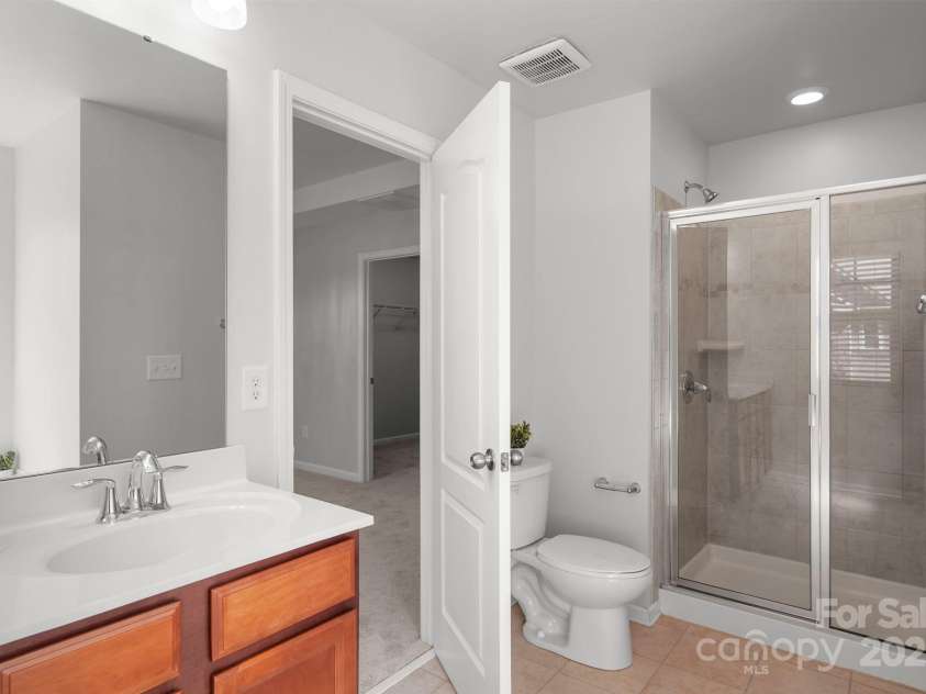 5033 Mockernut Lane, Fort Mill, SC 29707.  MLS# CAR4304430, YatesRealty ID 10614. 