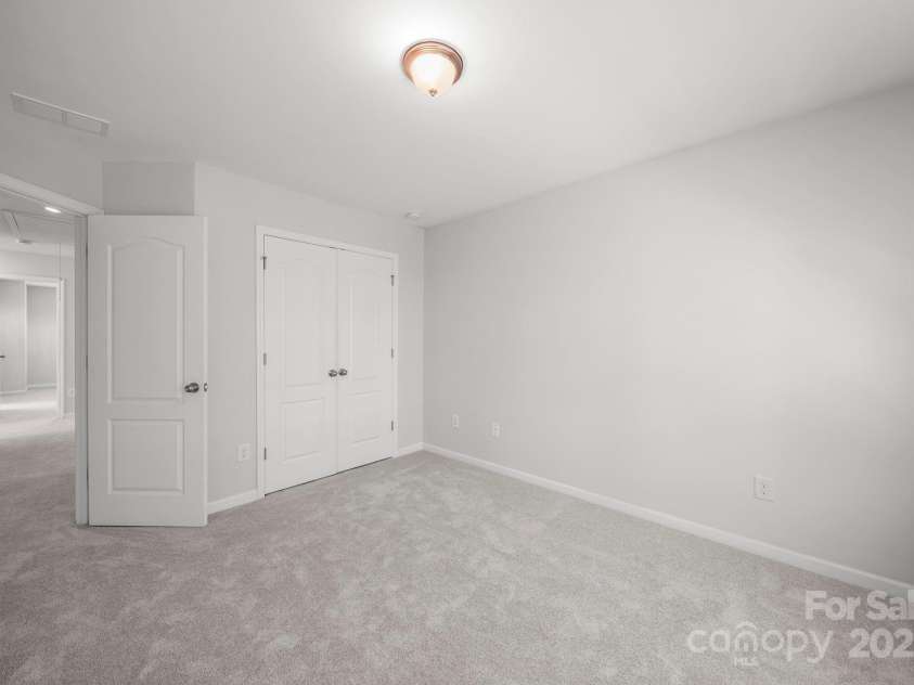 5033 Mockernut Lane, Fort Mill, SC 29707.  MLS# CAR4304430, YatesRealty ID 10614. 