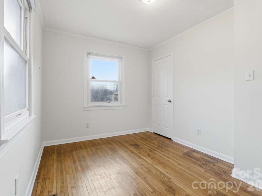 705 Gem Street, Kannapolis, NC 28083.  MLS# CAR4345971, YatesRealty ID 10615. 