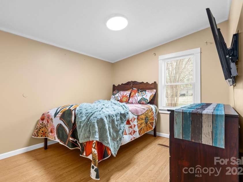 117 Pine Bluff Drive, Mooresville, NC 28117.  MLS# CAR4234841, YatesRealty ID 10617. 