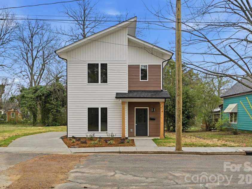 214 Chestnut Street, Salisbury, NC 28144.  MLS# CAR4357873, YatesRealty ID 10617. 