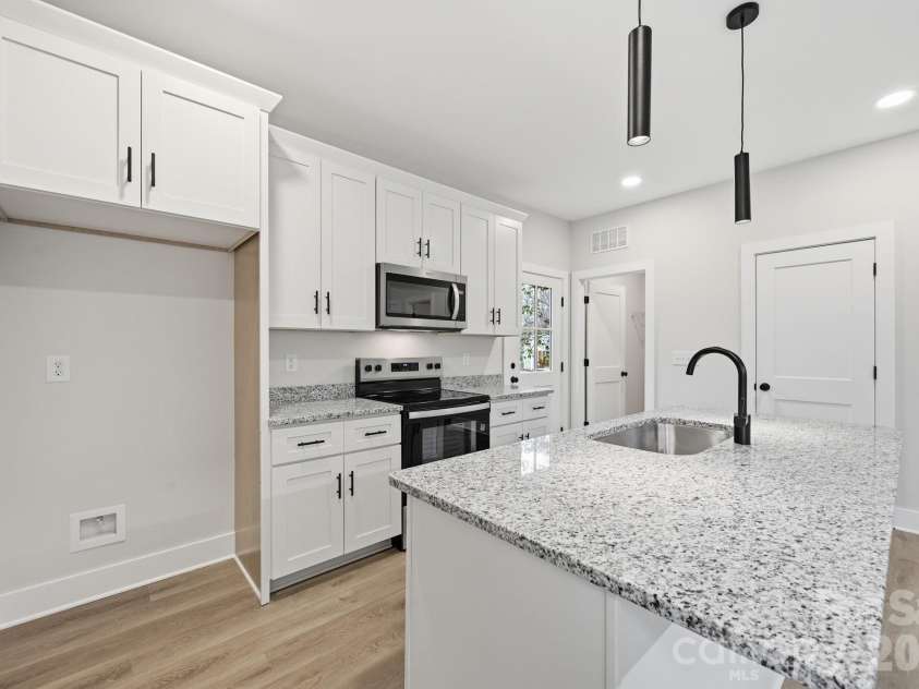 214 Chestnut Street, Salisbury, NC 28144.  MLS# CAR4357873, YatesRealty ID 10617. 