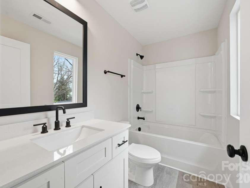 214 Chestnut Street, Salisbury, NC 28144.  MLS# CAR4357873, YatesRealty ID 10617. 