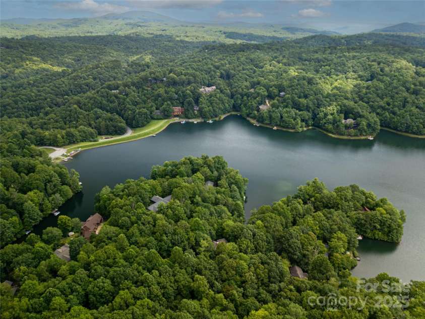 273 Inoli Circle, Brevard, NC 28712.  MLS# CAR4286189, YatesRealty ID 10618. 