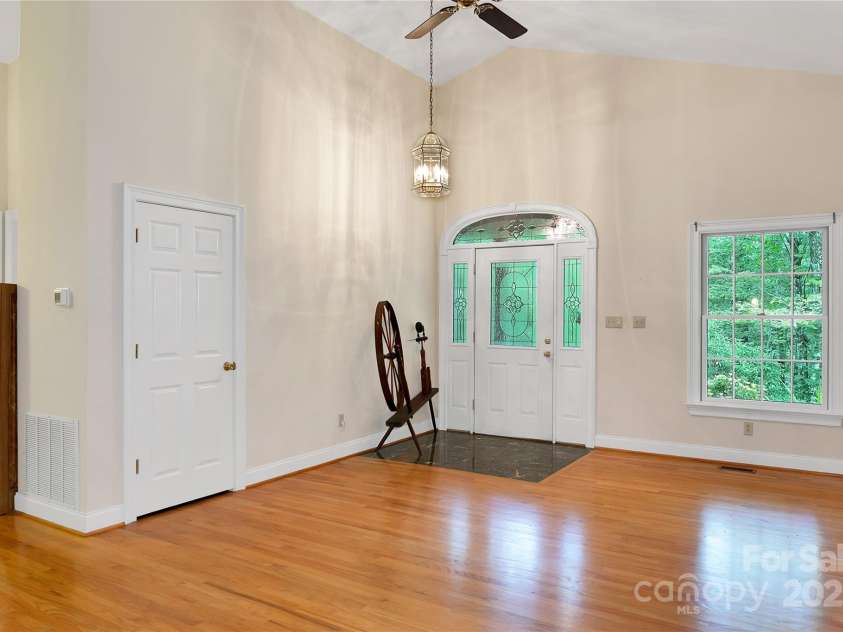273 Inoli Circle, Brevard, NC 28712.  MLS# CAR4286189, YatesRealty ID 10618. 