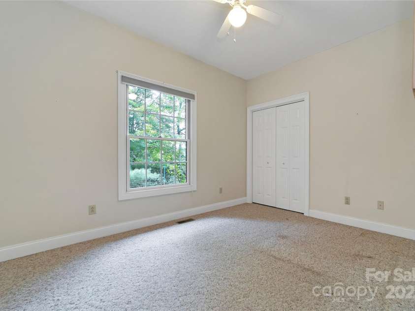 273 Inoli Circle, Brevard, NC 28712.  MLS# CAR4286189, YatesRealty ID 10618. 