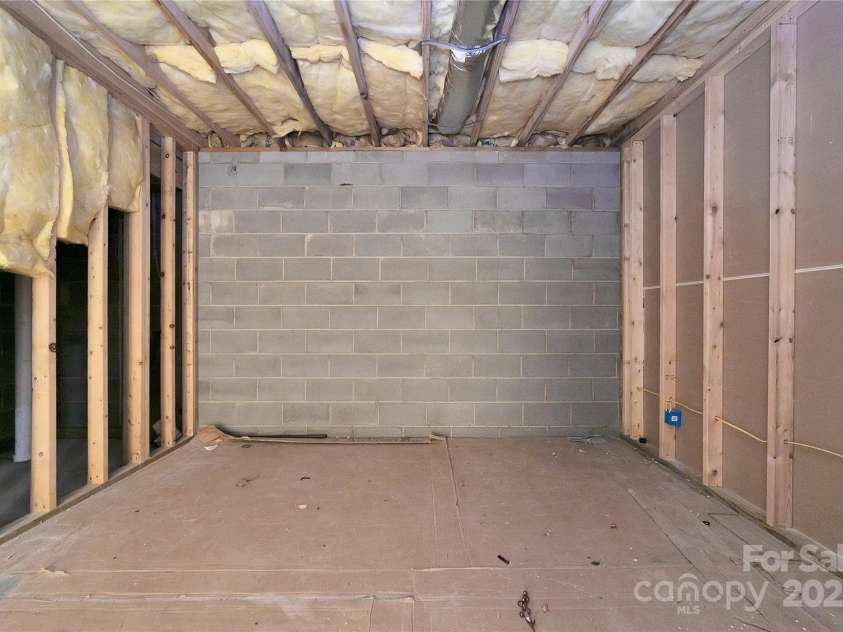 273 Inoli Circle, Brevard, NC 28712.  MLS# CAR4286189, YatesRealty ID 10618. Lower Level Storage