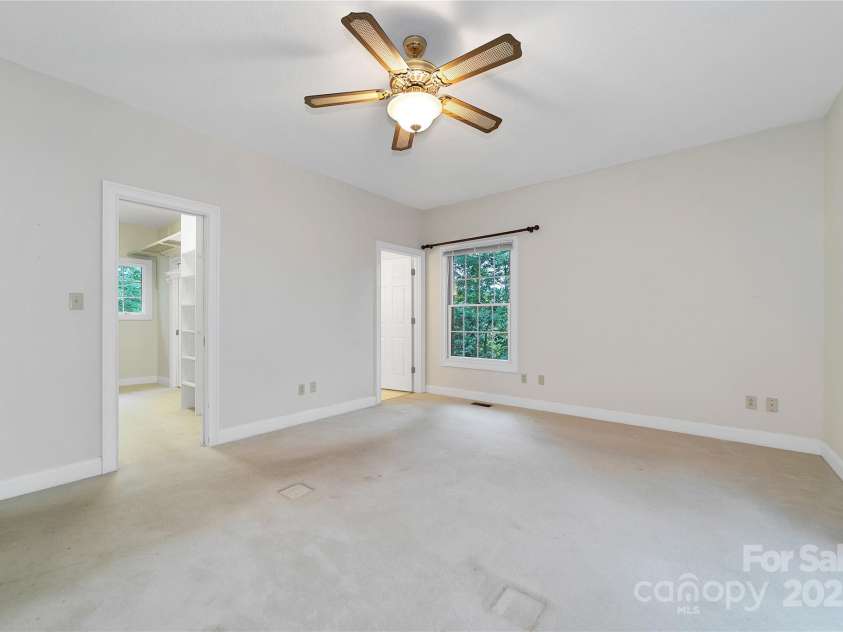 273 Inoli Circle, Brevard, NC 28712.  MLS# CAR4286189, YatesRealty ID 10618. Primary bedroom