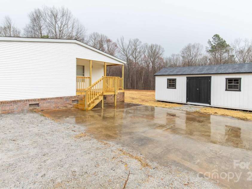 288 John L Hudson Sr Road, Lancaster, SC 29720.  MLS# CAR4229373, YatesRealty ID 10618. 