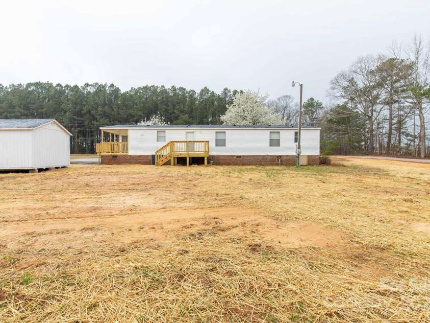 288 John L Hudson Sr Road, Lancaster, SC 29720.  MLS# CAR4229373, YatesRealty ID 10618. 