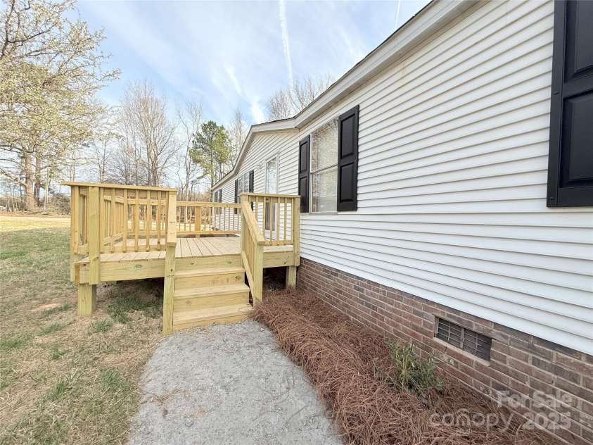 288 John L Hudson Sr Road, Lancaster, SC 29720.  MLS# CAR4229373, YatesRealty ID 10618. 