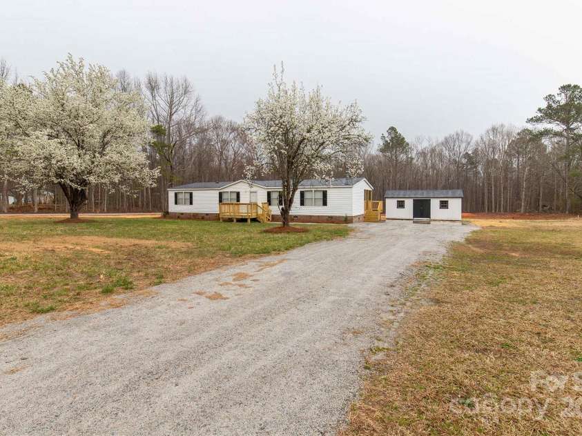 288 John L Hudson Sr Road, Lancaster, SC 29720.  MLS# CAR4229373, YatesRealty ID 10618. 