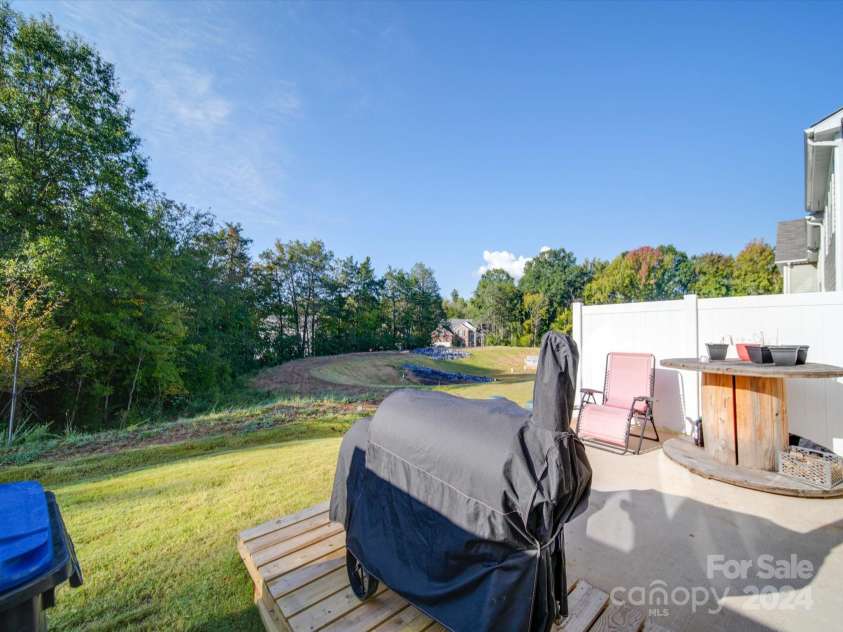 13111 Cottage Crest Lane, Charlotte, NC 28273.  MLS# CAR4187698, YatesRealty ID 1062. 