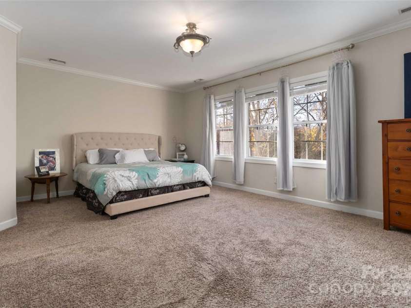 1608 Copperplate Road, Charlotte, NC 28262.  MLS# CAR4323232, YatesRealty ID 1062. Huge Owner’s!