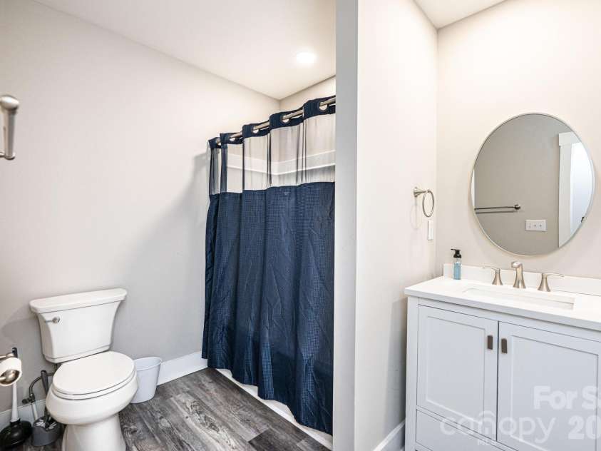 308 sycamore Street, Lincolnton, NC 28092.  MLS# CAR4354659, YatesRealty ID 10621. 