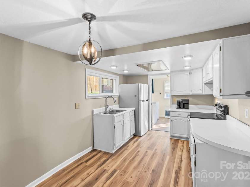 70 First Street, Canton, NC 28716.  MLS# CAR4230624, YatesRealty ID 10622. 