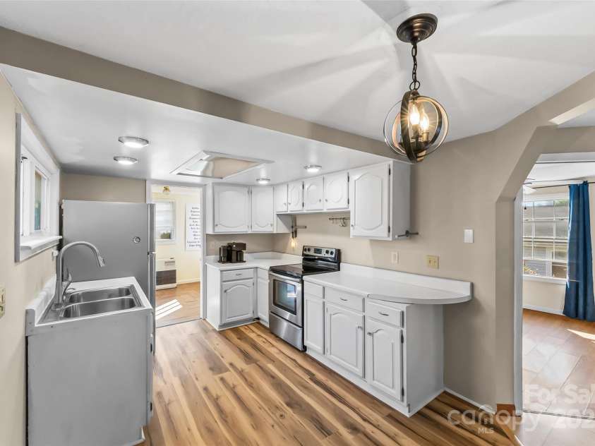 70 First Street, Canton, NC 28716.  MLS# CAR4230624, YatesRealty ID 10622. 