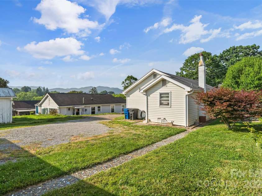 70 First Street, Canton, NC 28716.  MLS# CAR4230624, YatesRealty ID 10622. 