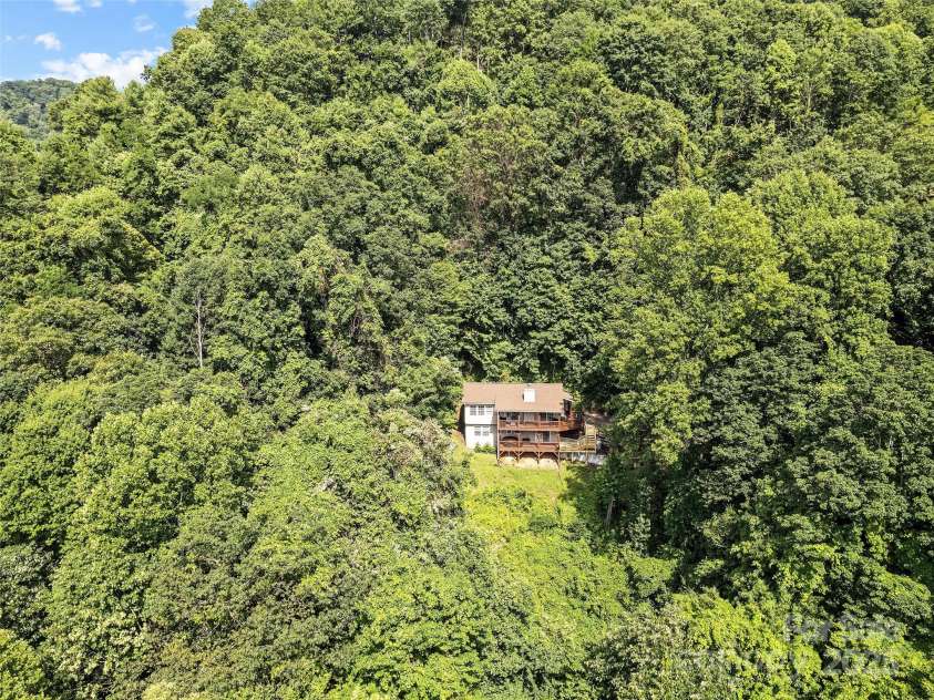 181 Rebel Ridge Road, Maggie Valley, NC 28751.  MLS# CAR4234696, YatesRealty ID 10625. 