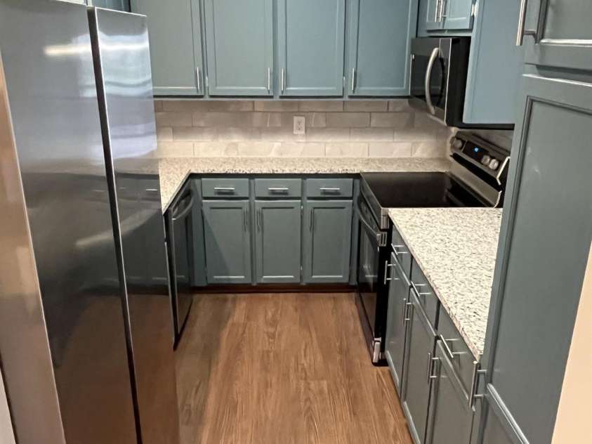 9041 J M Keynes Drive, Charlotte, NC 28262.  MLS# CAR4411303, YatesRealty ID 10626. 