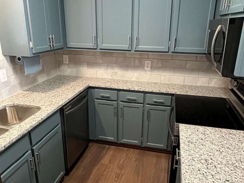 9041 J M Keynes Drive, Charlotte, NC 28262.  MLS# CAR4411303, YatesRealty ID 10626. 