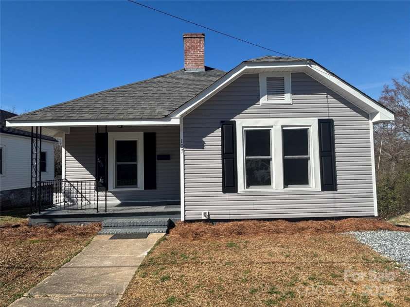 107 Meadow Avenue, Concord, NC 28025.  MLS# CAR4214924, YatesRealty ID 10627. Front