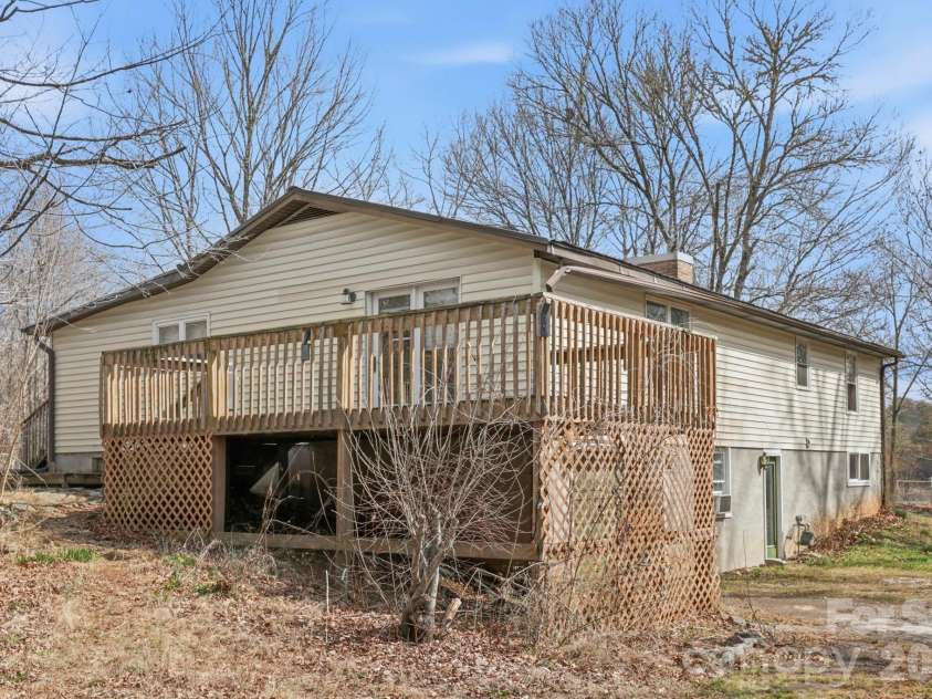 180 Whispering Pines Drive, Pisgah Forest, NC 28768.  MLS# CAR4353769, YatesRealty ID 10628. 