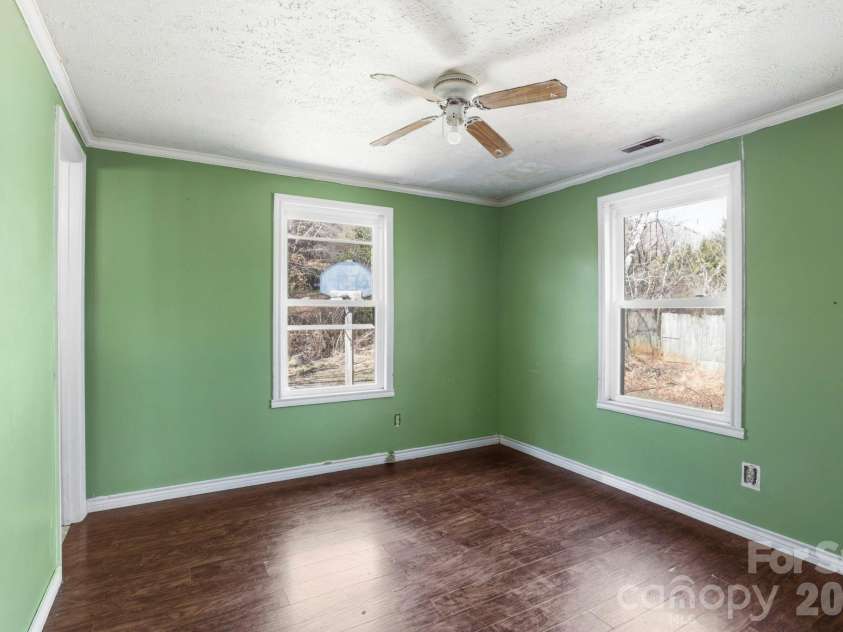 180 Whispering Pines Drive, Pisgah Forest, NC 28768.  MLS# CAR4353769, YatesRealty ID 10628. 