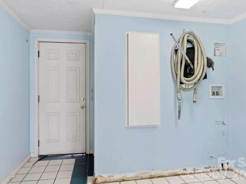 180 Whispering Pines Drive, Pisgah Forest, NC 28768.  MLS# CAR4353769, YatesRealty ID 10628. 