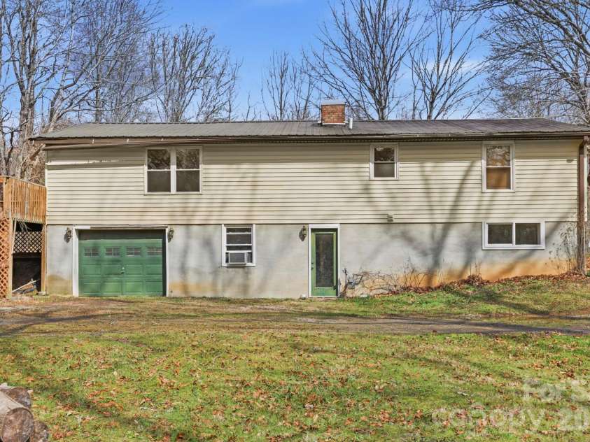180 Whispering Pines Drive, Pisgah Forest, NC 28768.  MLS# CAR4353769, YatesRealty ID 10628. 