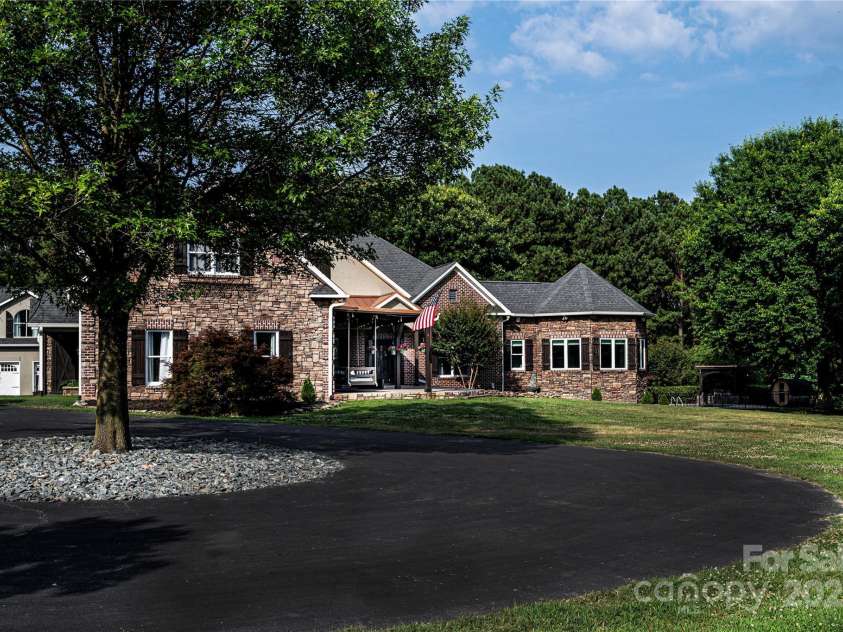 5645 White Store Road, Wingate, NC 28174.  MLS# CAR4218751, YatesRealty ID 10629. 