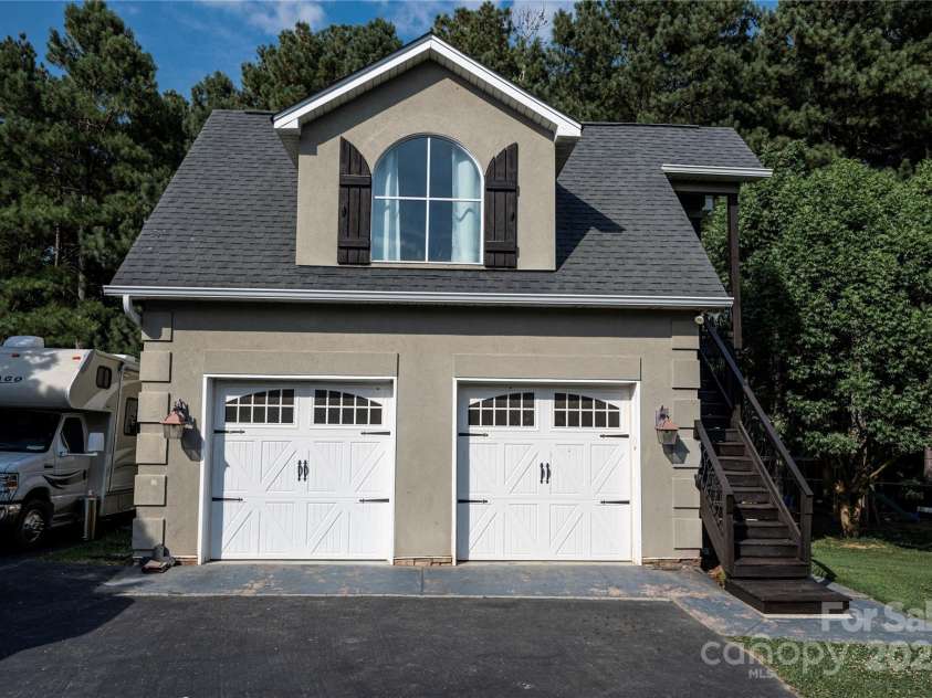 5645 White Store Road, Wingate, NC 28174.  MLS# CAR4218751, YatesRealty ID 10629. 