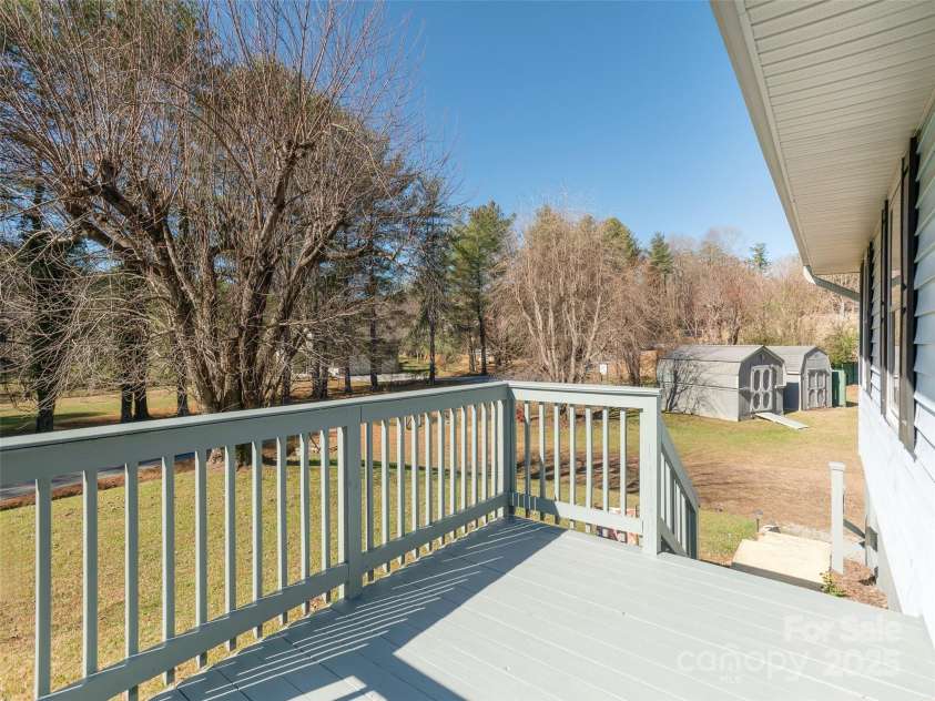 3021 Kanuga Road, Hendersonville, NC 28739.  MLS# CAR4323092, YatesRealty ID 10630. 