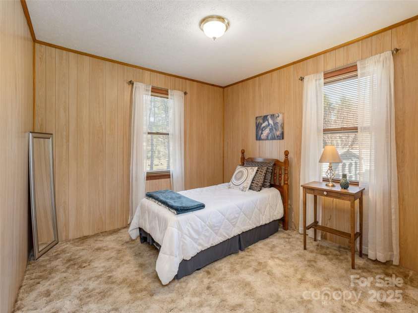 3021 Kanuga Road, Hendersonville, NC 28739.  MLS# CAR4323092, YatesRealty ID 10630. 