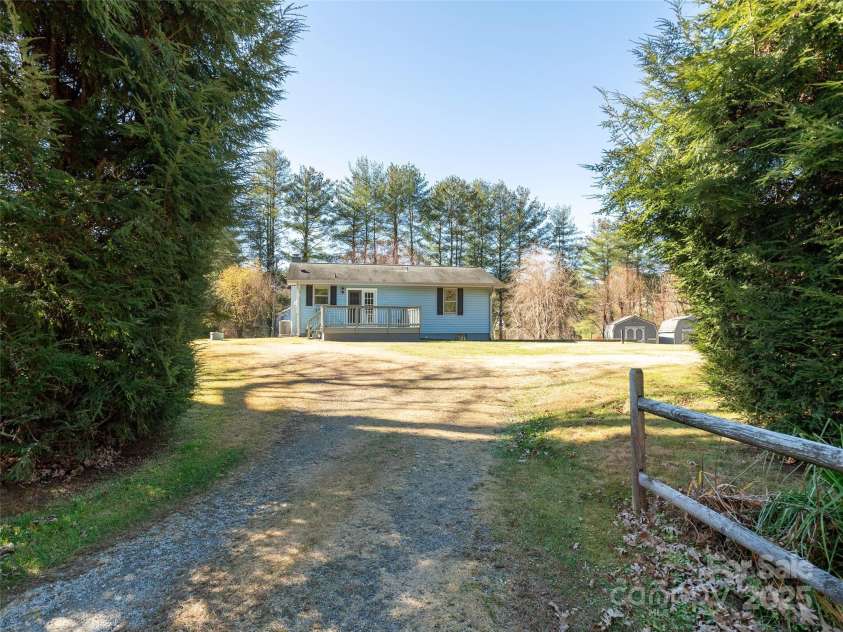 3021 Kanuga Road, Hendersonville, NC 28739.  MLS# CAR4323092, YatesRealty ID 10630. 