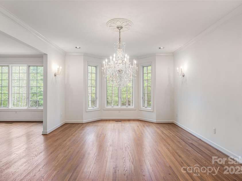 3 Fir Tree Lane, Asheville, NC 28803.  MLS# CAR4246438, YatesRealty ID 10631. 