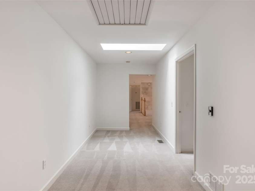 3 Fir Tree Lane, Asheville, NC 28803.  MLS# CAR4246438, YatesRealty ID 10631. 