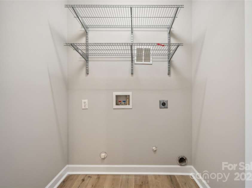 14131 Bernardy Lane, Charlotte, NC 28269.  MLS# CAR4164903, YatesRealty ID 10632. Laundry area