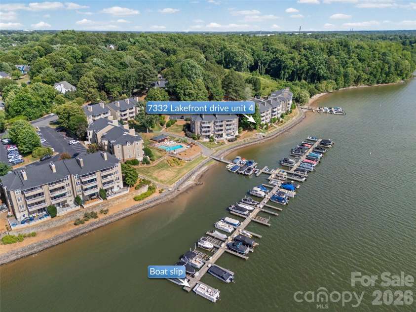7332 Lakefront Drive, Charlotte, NC 28278.  MLS# CAR4394925, YatesRealty ID 10632. 