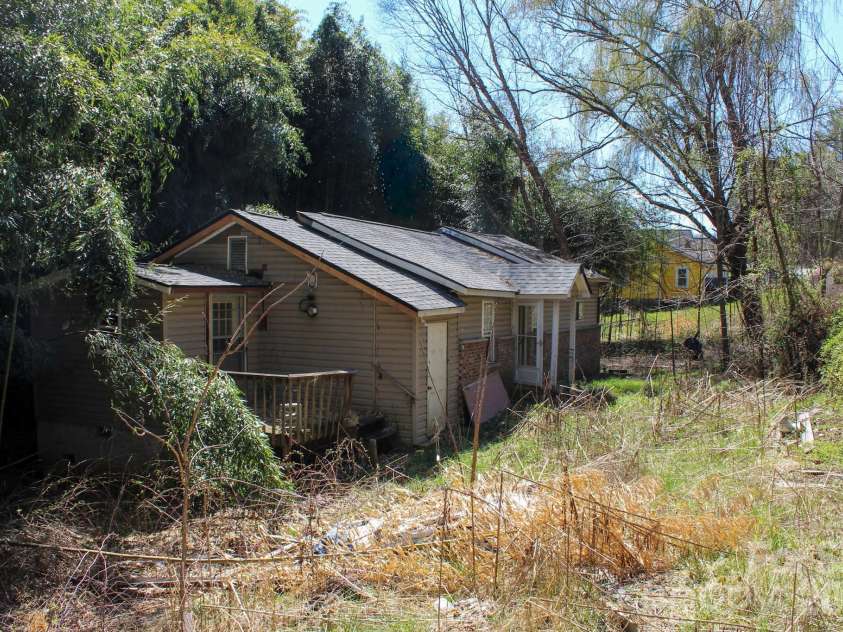 1293 Lake Logan Road, Canton, NC 28716.  MLS# CAR4361659, YatesRealty ID 10633. 