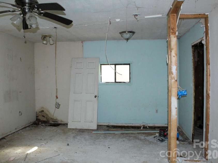 1293 Lake Logan Road, Canton, NC 28716.  MLS# CAR4361659, YatesRealty ID 10633. 