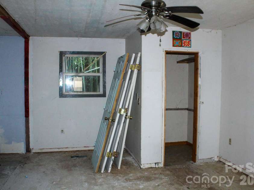 1293 Lake Logan Road, Canton, NC 28716.  MLS# CAR4361659, YatesRealty ID 10633. 