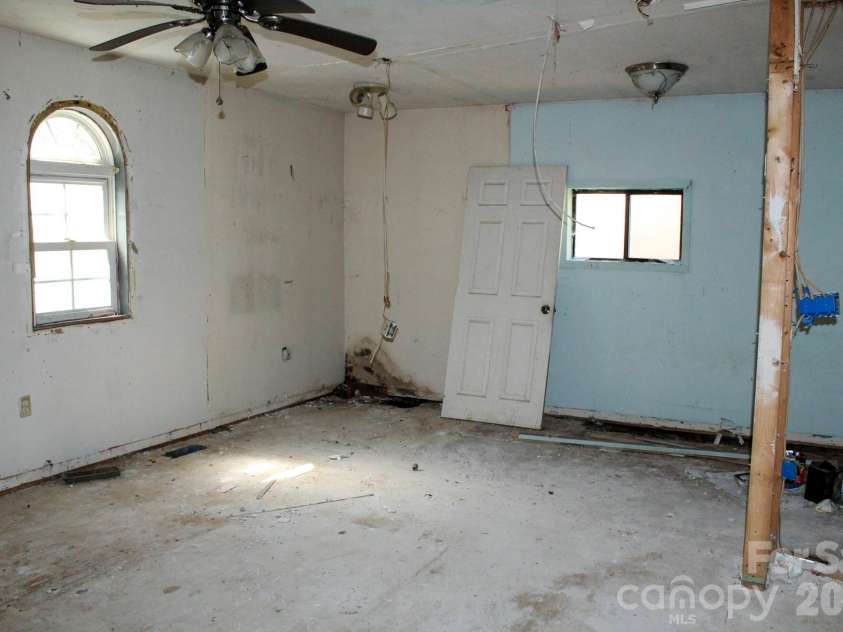 1293 Lake Logan Road, Canton, NC 28716.  MLS# CAR4361659, YatesRealty ID 10633. 